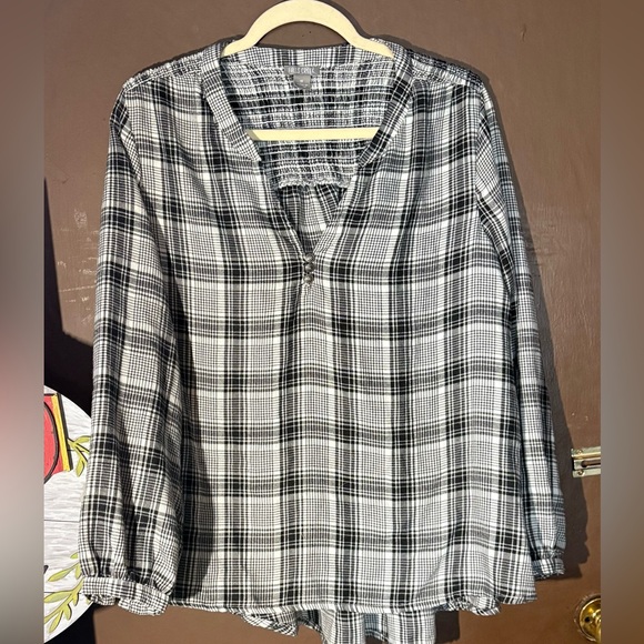 Falls Creek Tops - Falls Creek V-Neck Hi-Low Black, and White Plaid Blouse, Back Yoke Smoking, 1X
